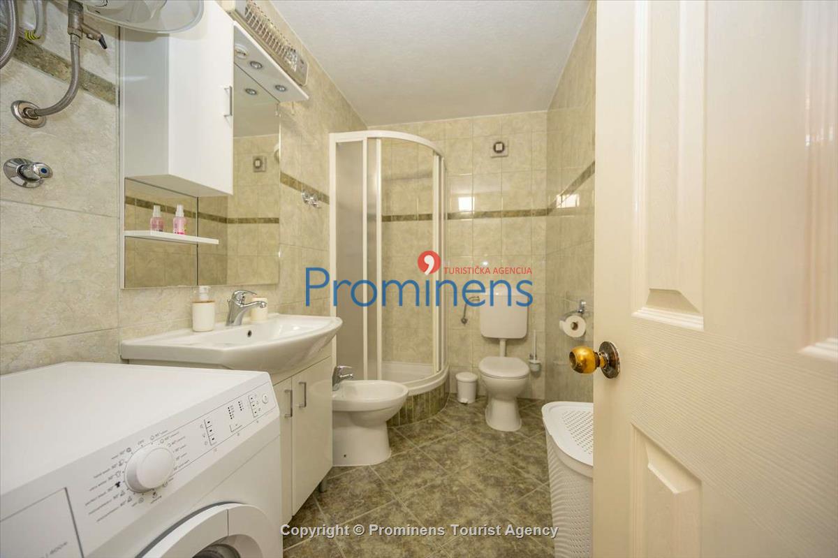 Apartman Karmela 