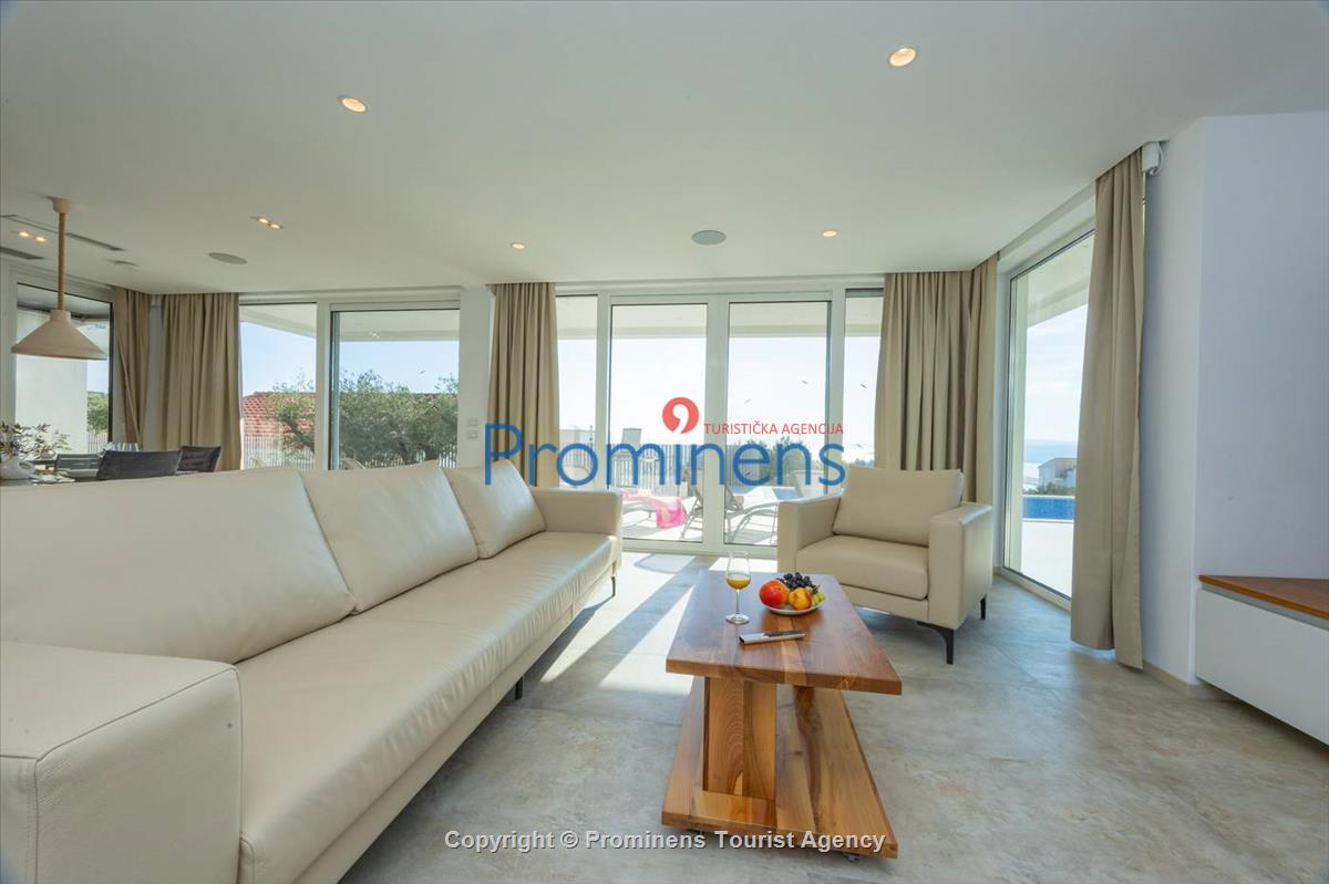 Exklusive Ferienwohnung Maja und Petra mit Pool in Makarska, 