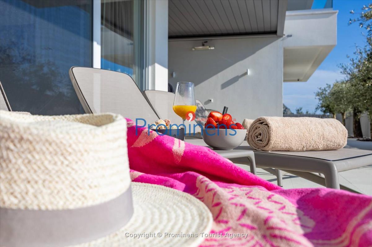 Exklusive Ferienwohnung Maja und Petra mit Pool in Makarska, 