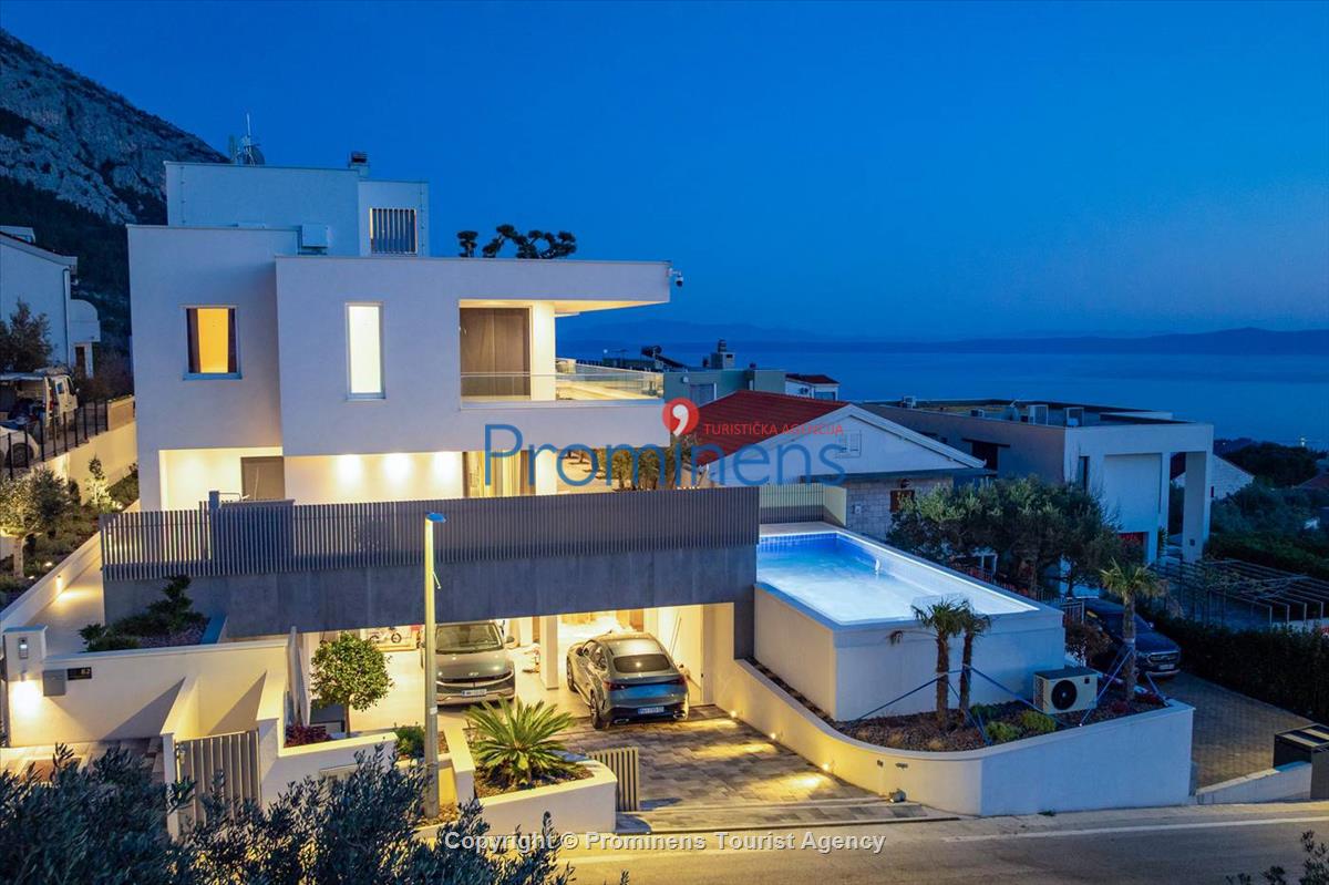 Exklusive Ferienwohnung Maja und Petra mit Pool in Makarska, 