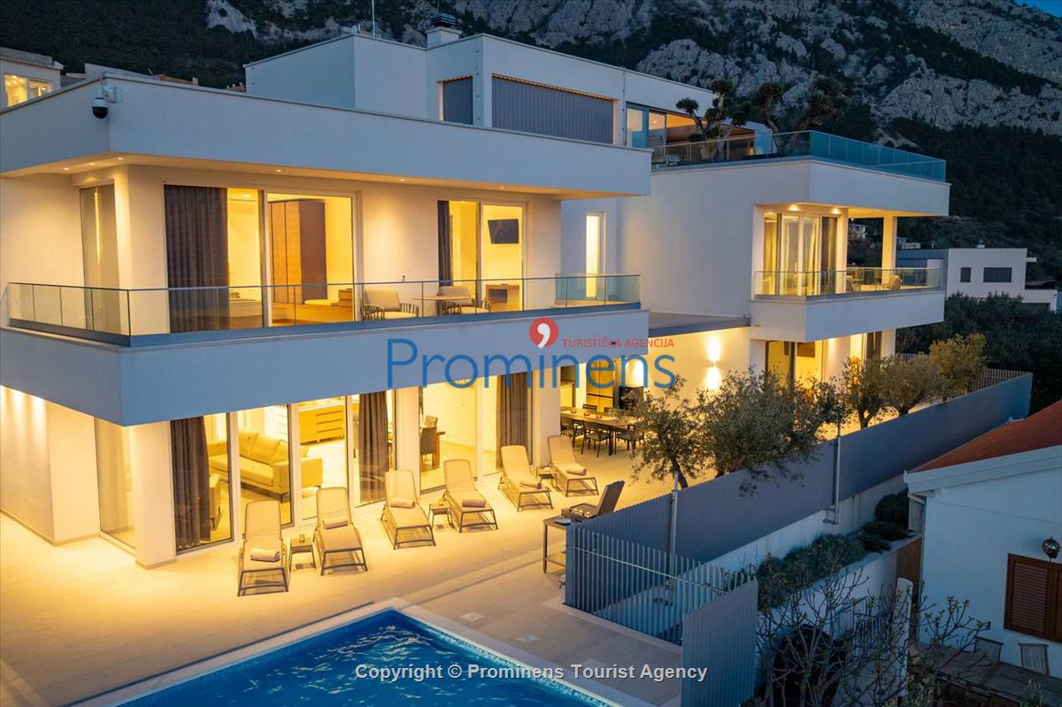 Exklusive Ferienwohnung Maja und Petra mit Pool in Makarska, 