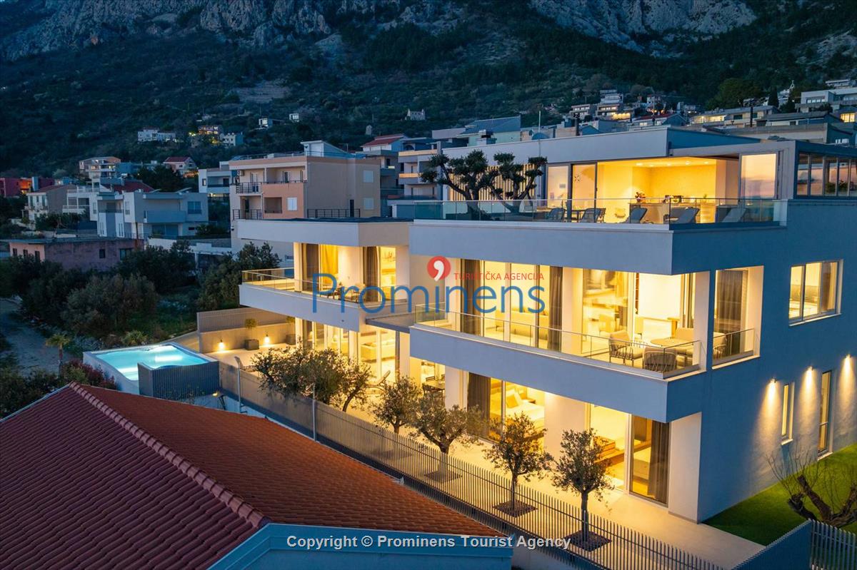 Exklusive Ferienwohnung Maja und Petra mit Pool in Makarska, 