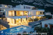 Exklusive Ferienwohnung Maja und Petra mit Pool in Makarska, 