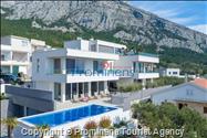 Exklusive Ferienwohnung Maja und Petra mit Pool in Makarska, 
