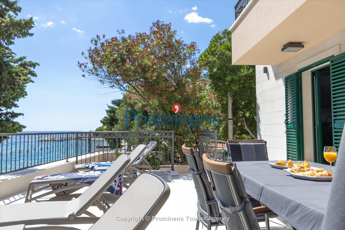 Strandhaus Podaca – 4 Schlafzimmer, 2 Familien, direkter Meereszugang, Makarska Riviera