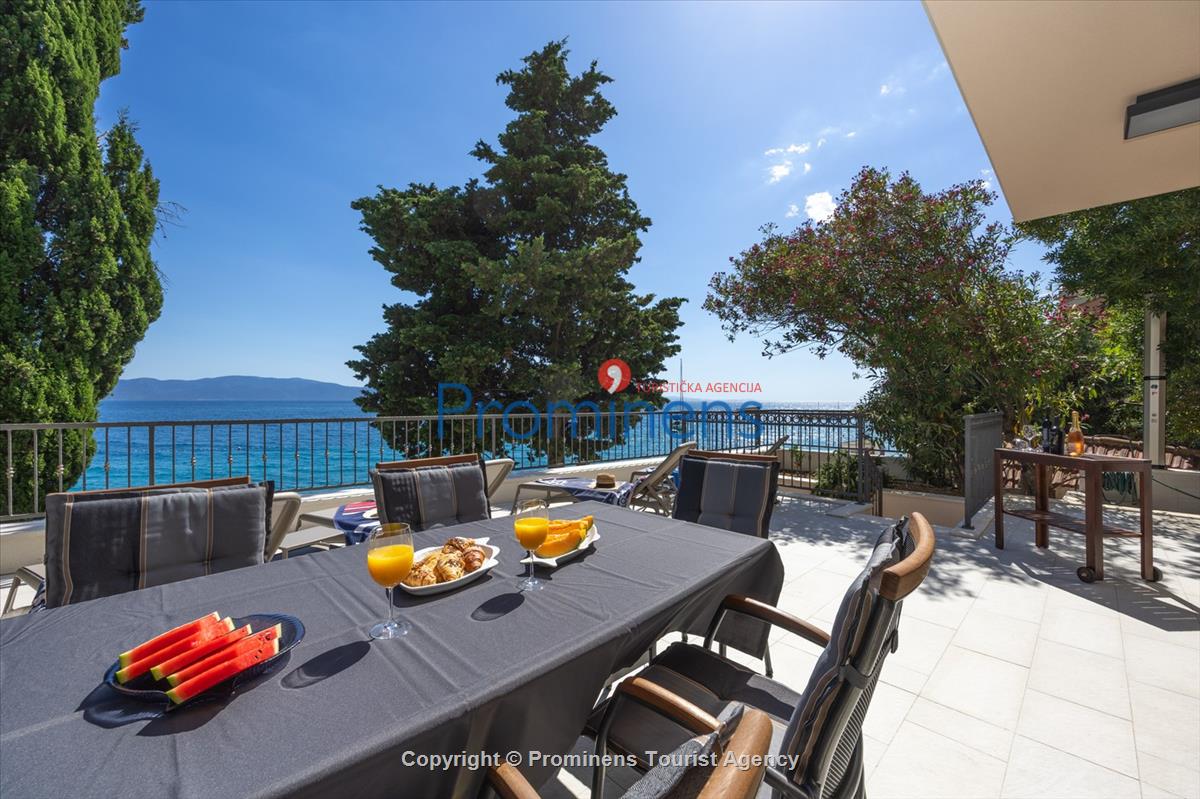 Strandhaus Podaca – 4 Schlafzimmer, 2 Familien, direkter Meereszugang, Makarska Riviera