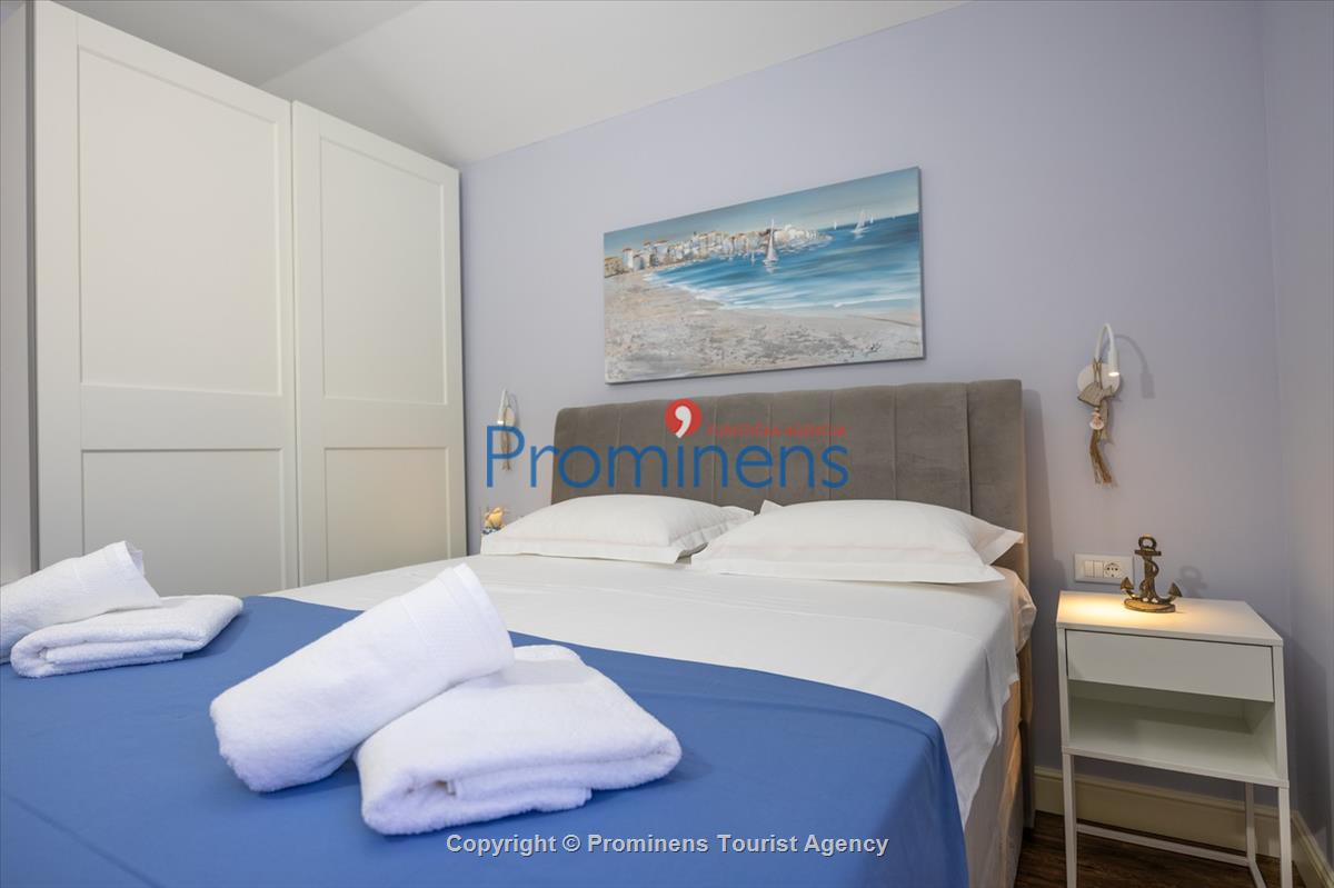 Strandhaus Podaca – 4 Schlafzimmer, 2 Familien, direkter Meereszugang, Makarska Riviera
