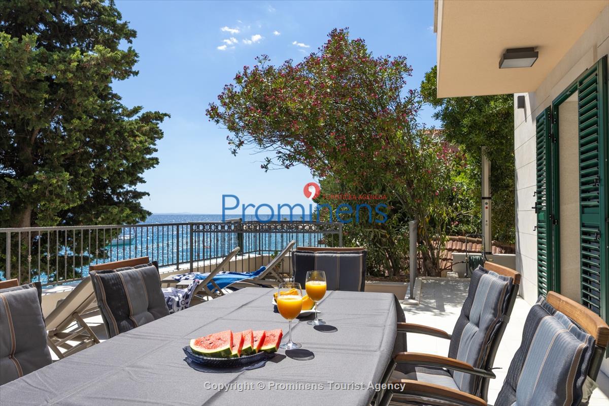 Strandhaus Podaca – 4 Schlafzimmer, 2 Familien, direkter Meereszugang, Makarska Riviera