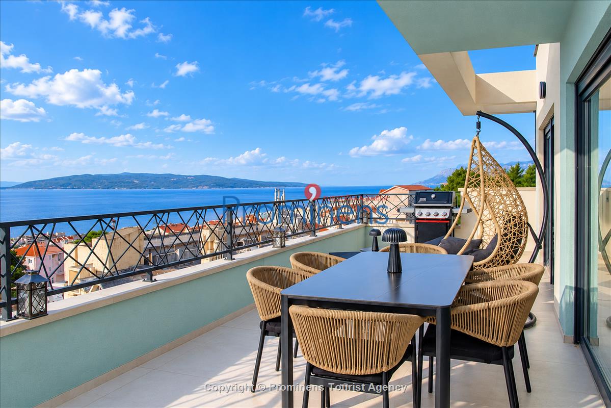 Penthouse Helena in Makarska – Exklusive Ferienwohnung mit Meerblick und Whirlpool