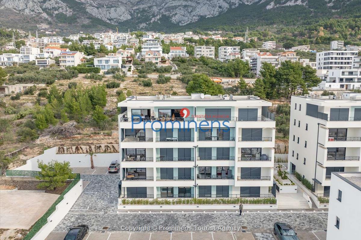 Penthouse Helena in Makarska – Exklusive Ferienwohnung mit Meerblick und Whirlpool