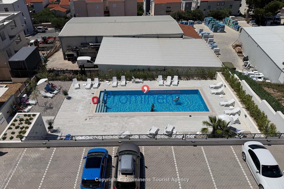 Penthouse Helena in Makarska – Exklusive Ferienwohnung mit Meerblick und Whirlpool