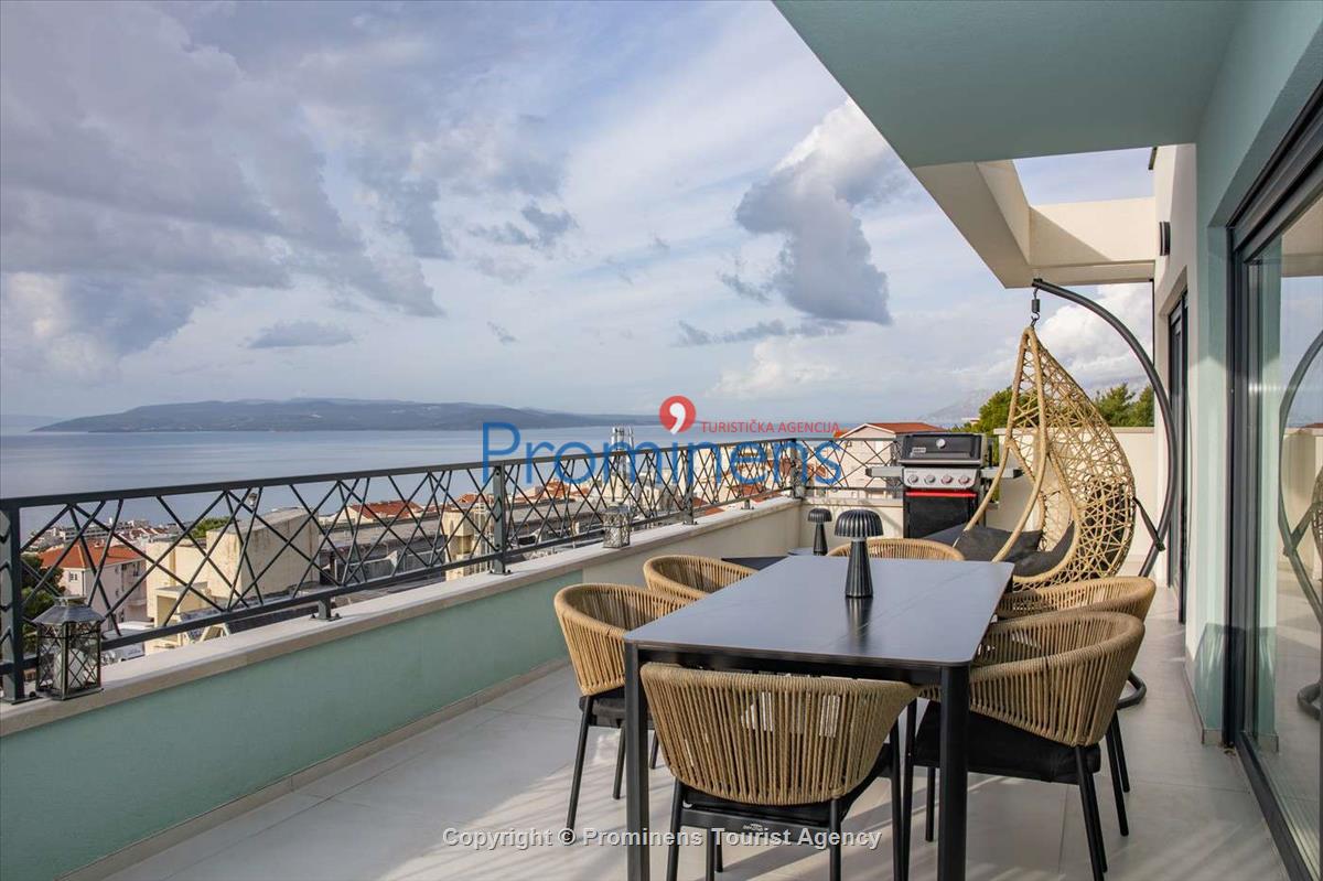 Penthouse Helena in Makarska – Exklusive Ferienwohnung mit Meerblick und Whirlpool