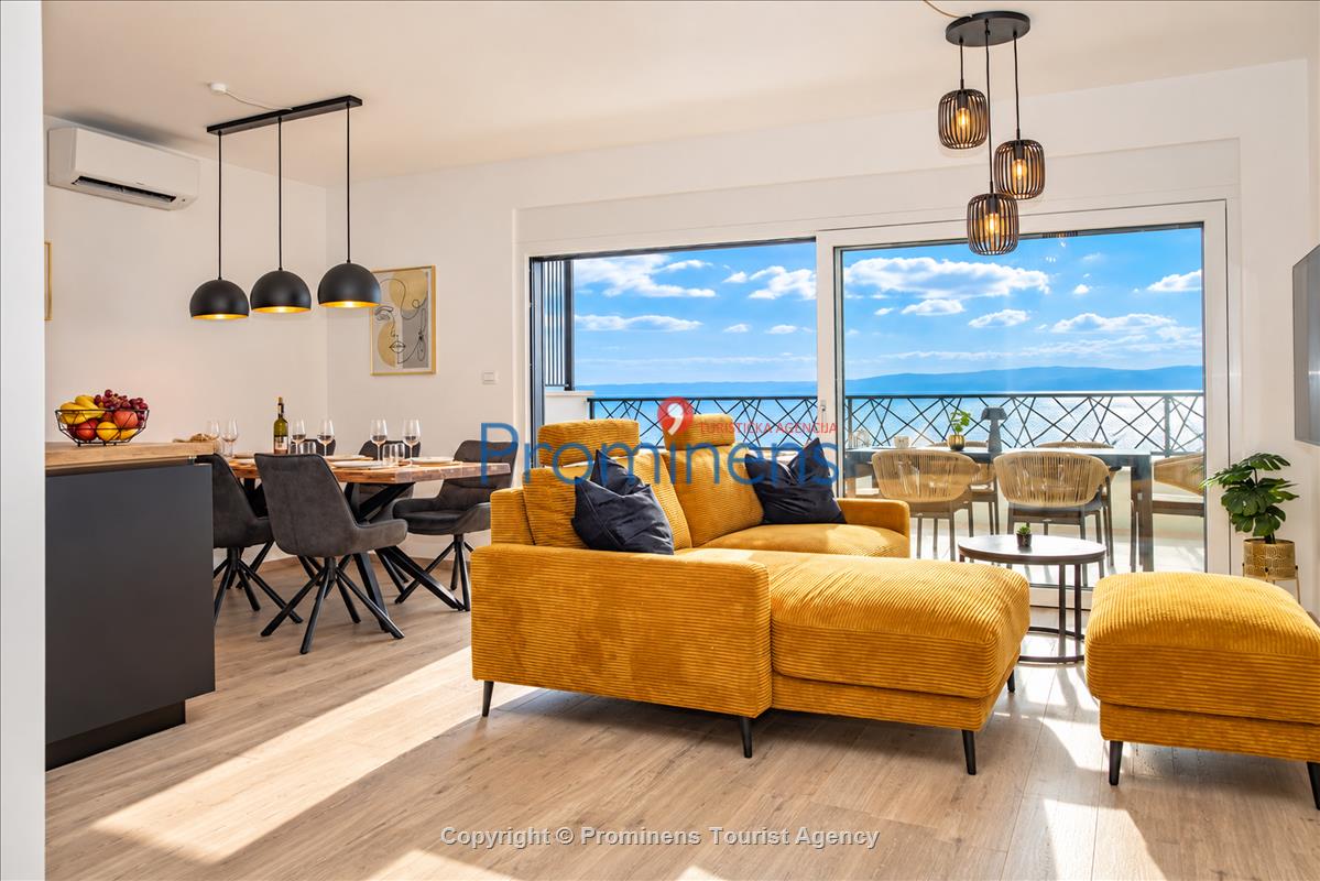 Penthouse Helena in Makarska – Exklusive Ferienwohnung mit Meerblick und Whirlpool