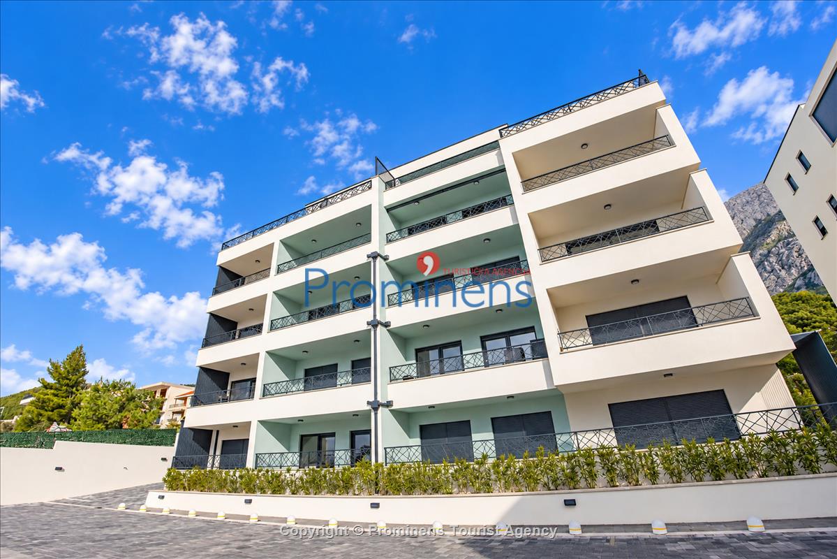 Penthouse Helena in Makarska – Exklusive Ferienwohnung mit Meerblick und Whirlpool