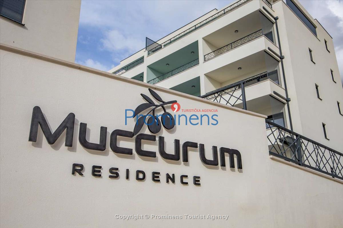 Penthouse Helena in Makarska – Exklusive Ferienwohnung mit Meerblick und Whirlpool