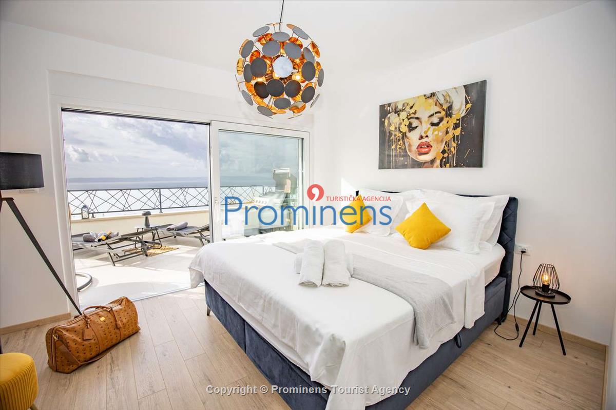 Penthouse Helena in Makarska – Exklusive Ferienwohnung mit Meerblick und Whirlpool