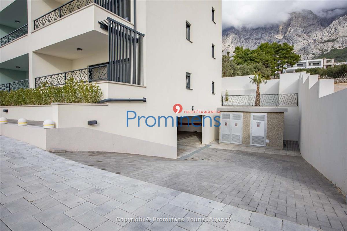 Penthouse Helena in Makarska – Exklusive Ferienwohnung mit Meerblick und Whirlpool