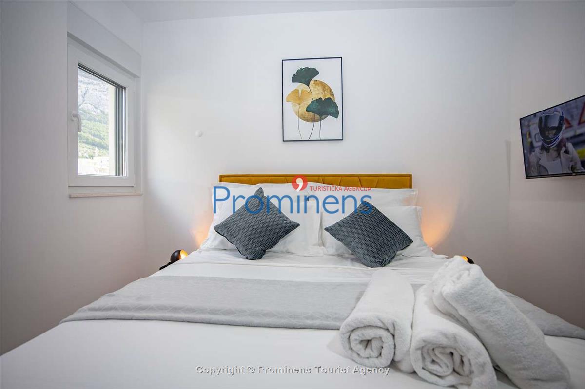 Penthouse Helena in Makarska – Exklusive Ferienwohnung mit Meerblick und Whirlpool