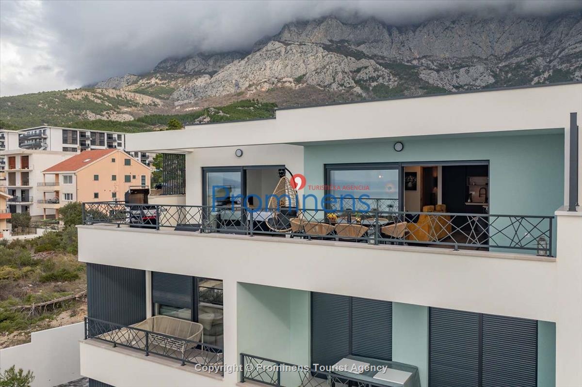 Penthouse Helena in Makarska – Exklusive Ferienwohnung mit Meerblick und Whirlpool