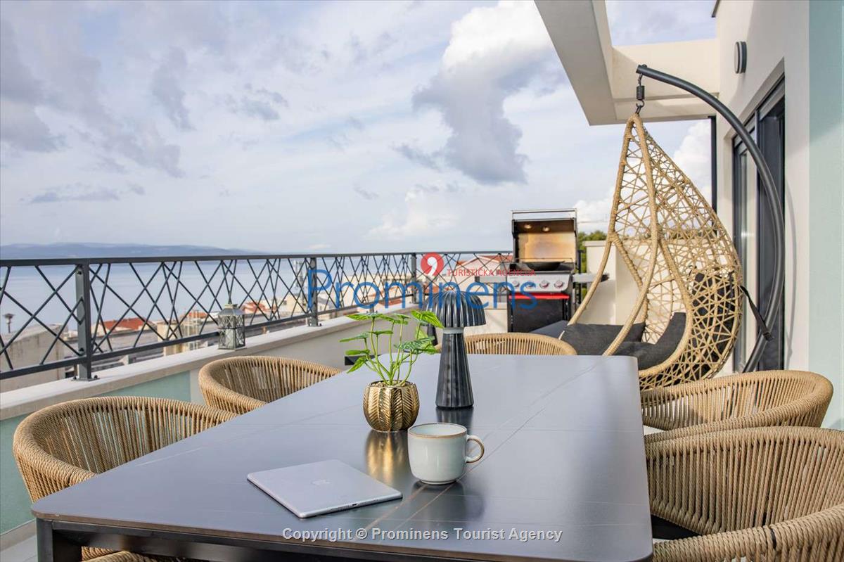 Penthouse Helena in Makarska – Exklusive Ferienwohnung mit Meerblick und Whirlpool