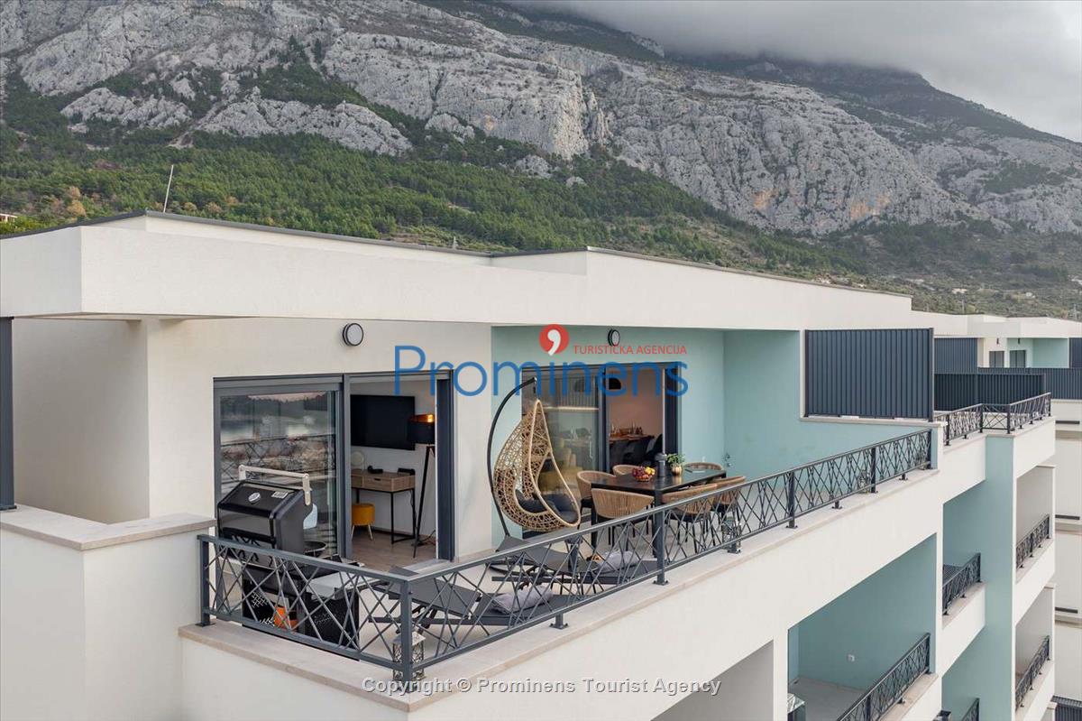 Penthouse Helena in Makarska – Exklusive Ferienwohnung mit Meerblick und Whirlpool