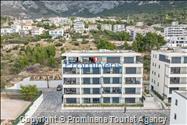 Penthouse Helena in Makarska – Exklusive Ferienwohnung mit Meerblick und Whirlpool