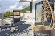 Penthouse Helena in Makarska – Exklusive Ferienwohnung mit Meerblick und Whirlpool