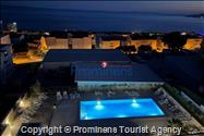 Penthouse Helena in Makarska – Exklusive Ferienwohnung mit Meerblick und Whirlpool