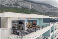 Penthouse Helena in Makarska – Exklusive Ferienwohnung mit Meerblick und Whirlpool