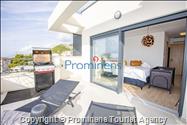 Penthouse Helena in Makarska – Exklusive Ferienwohnung mit Meerblick und Whirlpool