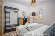 Penthouse Helena in Makarska – Exklusive Ferienwohnung mit Meerblick und Whirlpool