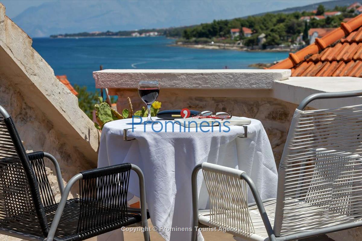 Ferienhaus Carpe Diem mit Pool in Sutivan, Insel Brač, Kroatien - Mieten Sie ein Ferienhaus fuer 6 Personen