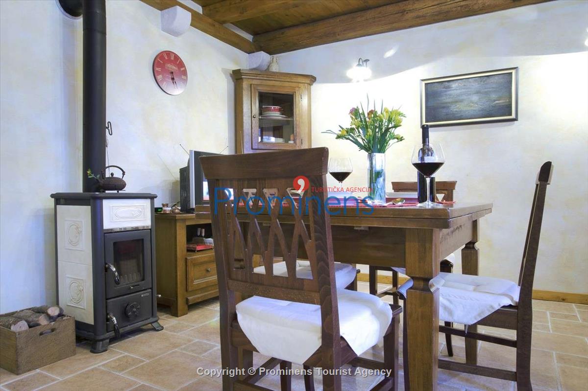 Ferienhaus Ela mit Meerblick in Puharići- Makarska- Kroatien - Perfekter Familienurlaub