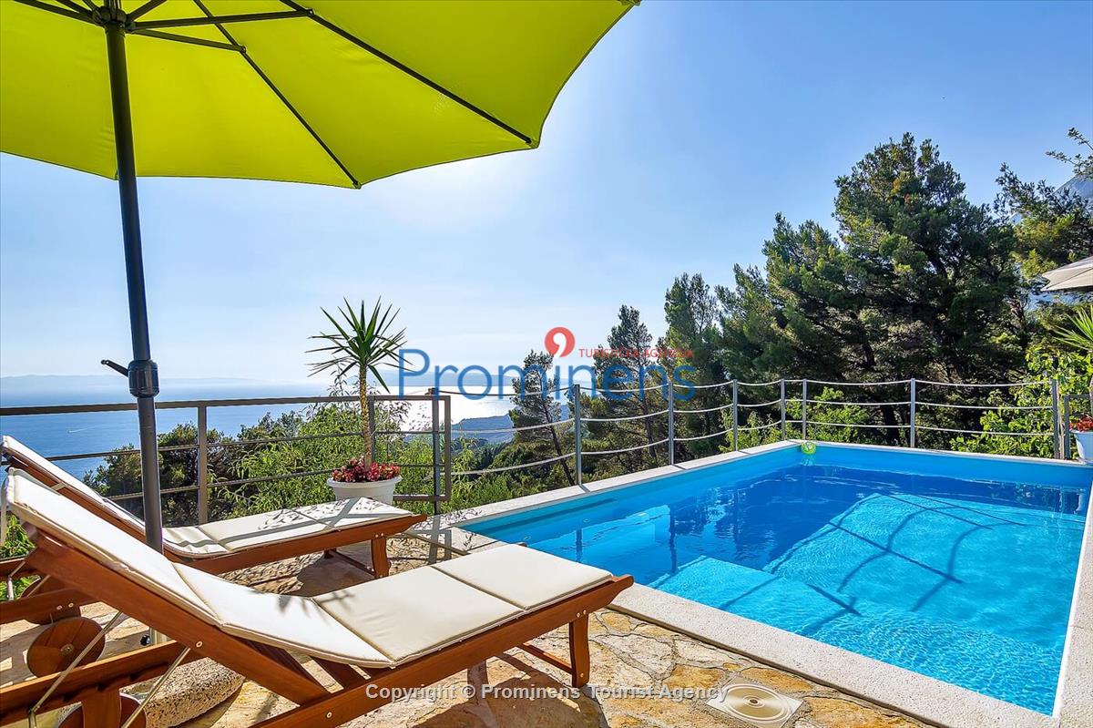 Charmantes Ferienhaus mit Pool und Meerblick in Tučepi - Kroatien an der Makarska Riviera 