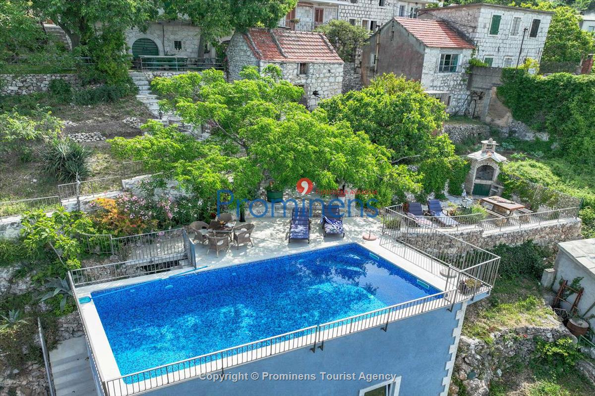 Fereinhaus Stina mit Pool und Meerblick in Tučepi - Makarska Riviera -Kroatien mieten