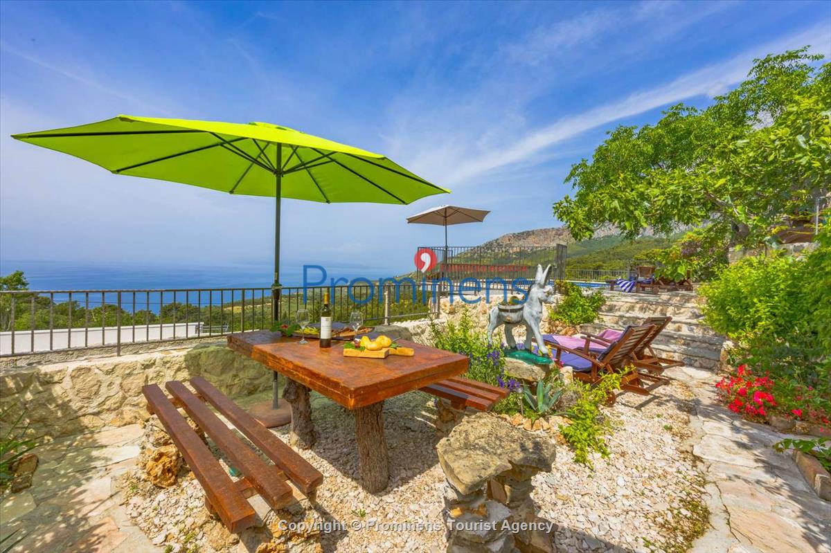 Fereinhaus Stina mit Pool und Meerblick in Tučepi - Makarska Riviera -Kroatien mieten