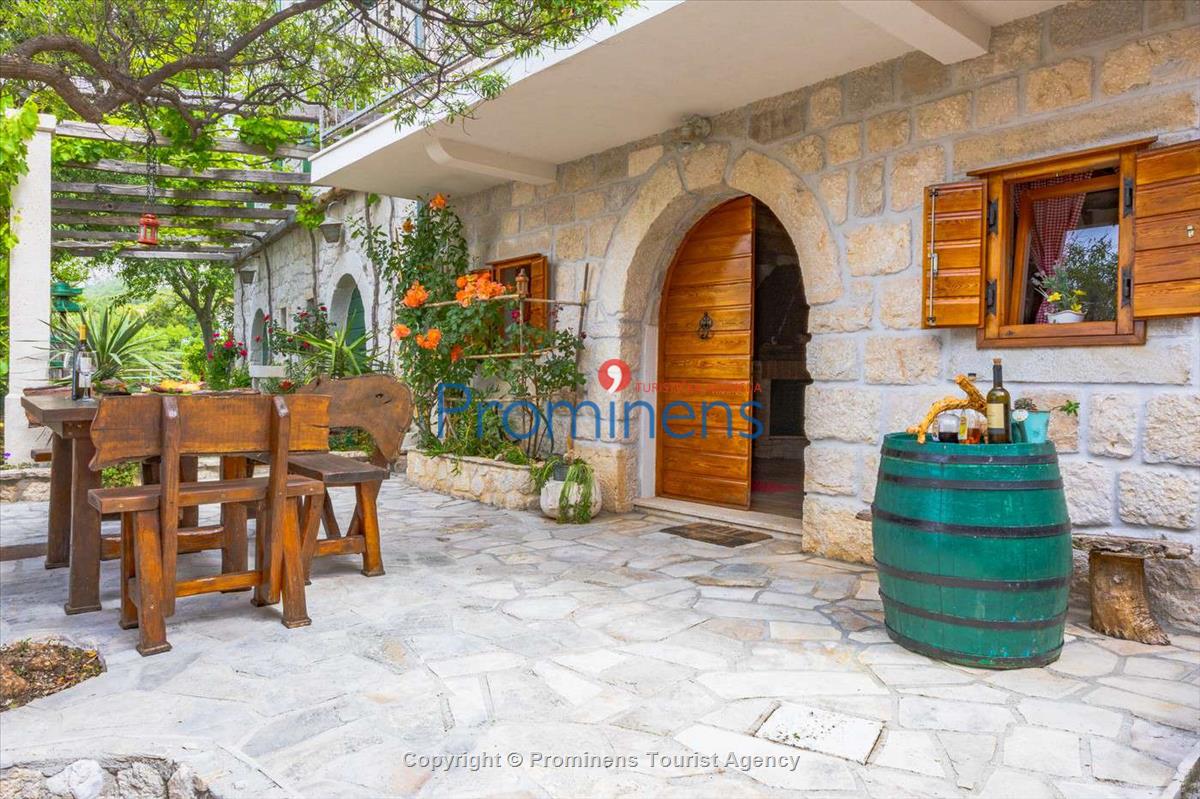 Fereinhaus Stina mit Pool und Meerblick in Tučepi - Makarska Riviera -Kroatien mieten