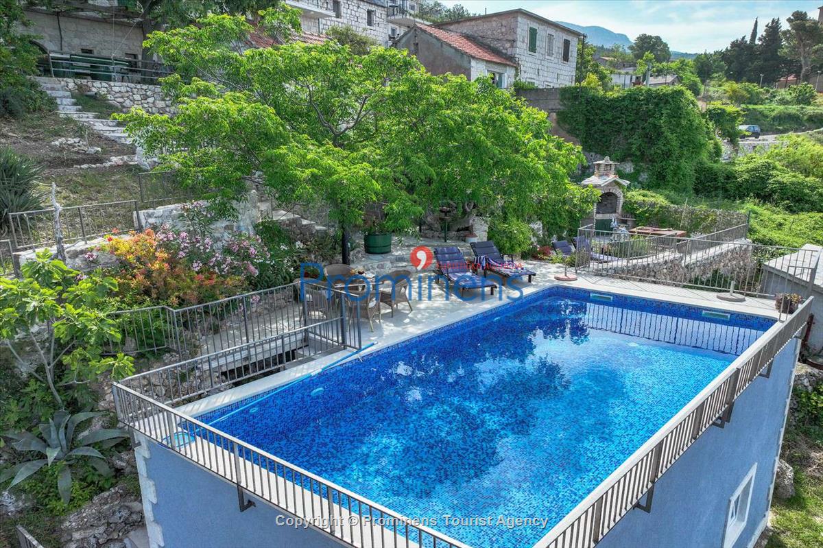 Fereinhaus Stina mit Pool und Meerblick in Tučepi - Makarska Riviera -Kroatien mieten