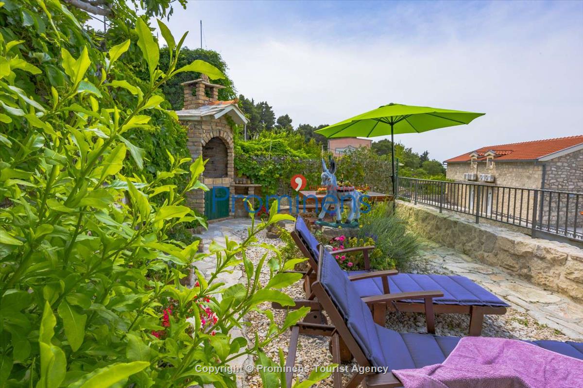 Fereinhaus Stina mit Pool und Meerblick in Tučepi - Makarska Riviera -Kroatien mieten