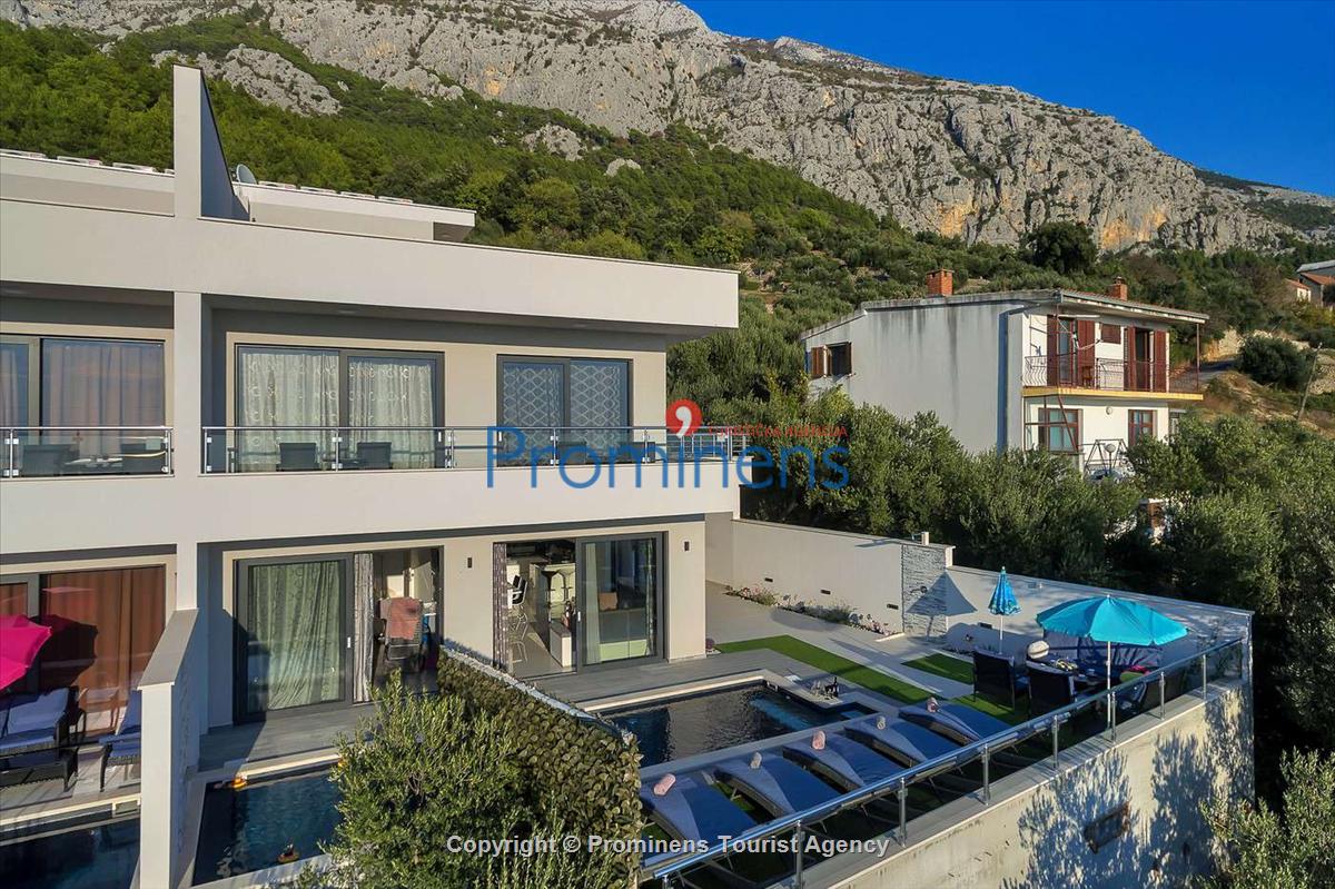 Villa Nera mit Pool in Makarska ruhige Lage drei Schlafzimmer Meerblick, Familienurlaub 