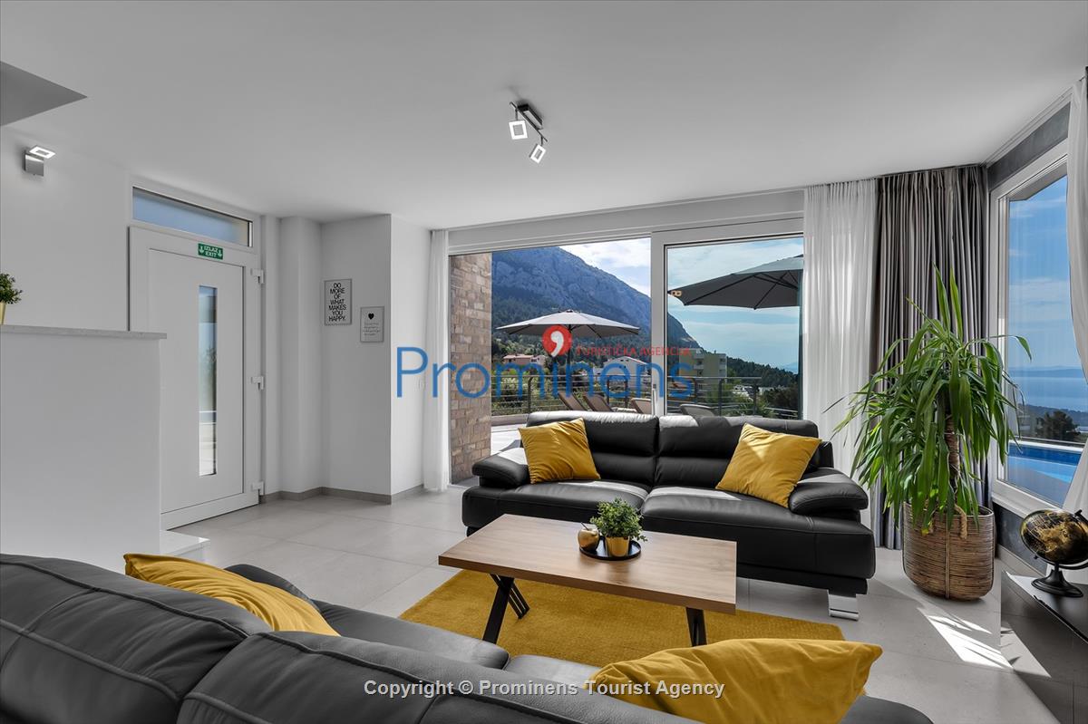 Ferienhaus Villa Oscar in Makarska mit beheiztem Pool, Whirlpool, Terrasse und Meerblick- ruhiger Familienurlaub
