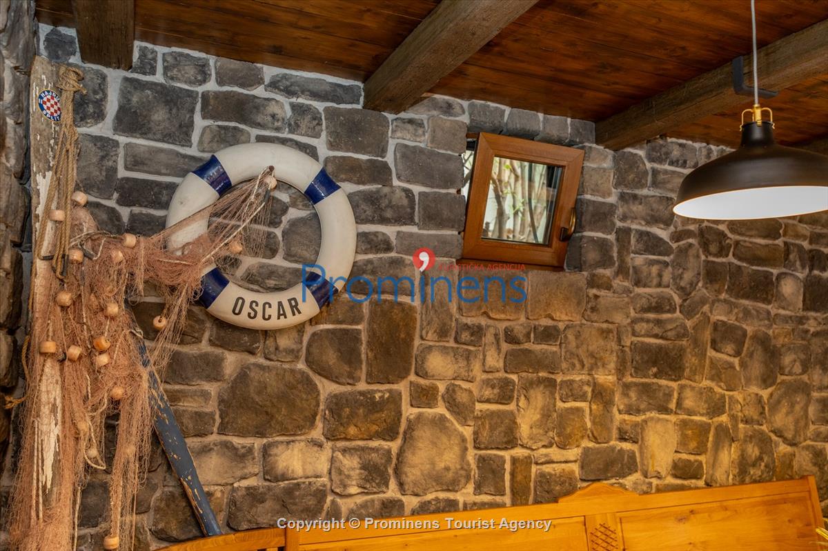 Ferienhaus Villa Oscar in Makarska mit beheiztem Pool, Whirlpool, Terrasse und Meerblick- ruhiger Familienurlaub