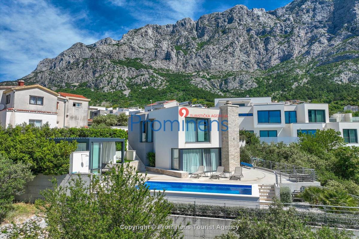 Ferienhaus Villa Oscar in Makarska mit beheiztem Pool, Whirlpool, Terrasse und Meerblick- ruhiger Familienurlaub