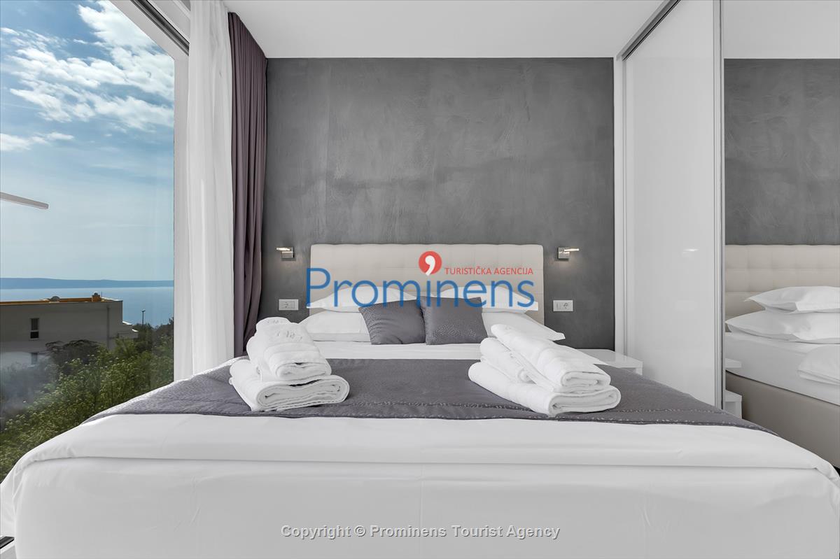 Ferienhaus Villa Oscar in Makarska mit beheiztem Pool, Whirlpool, Terrasse und Meerblick- ruhiger Familienurlaub