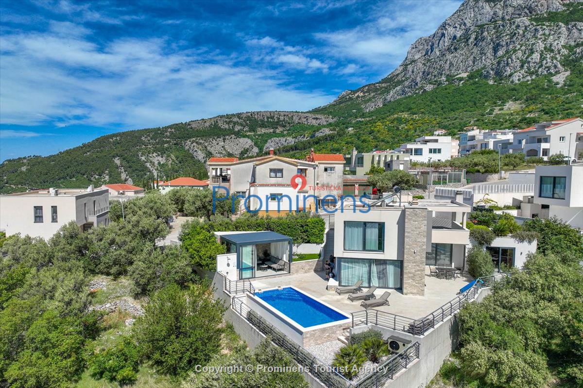 Ferienhaus Villa Oscar in Makarska mit beheiztem Pool, Whirlpool, Terrasse und Meerblick- ruhiger Familienurlaub