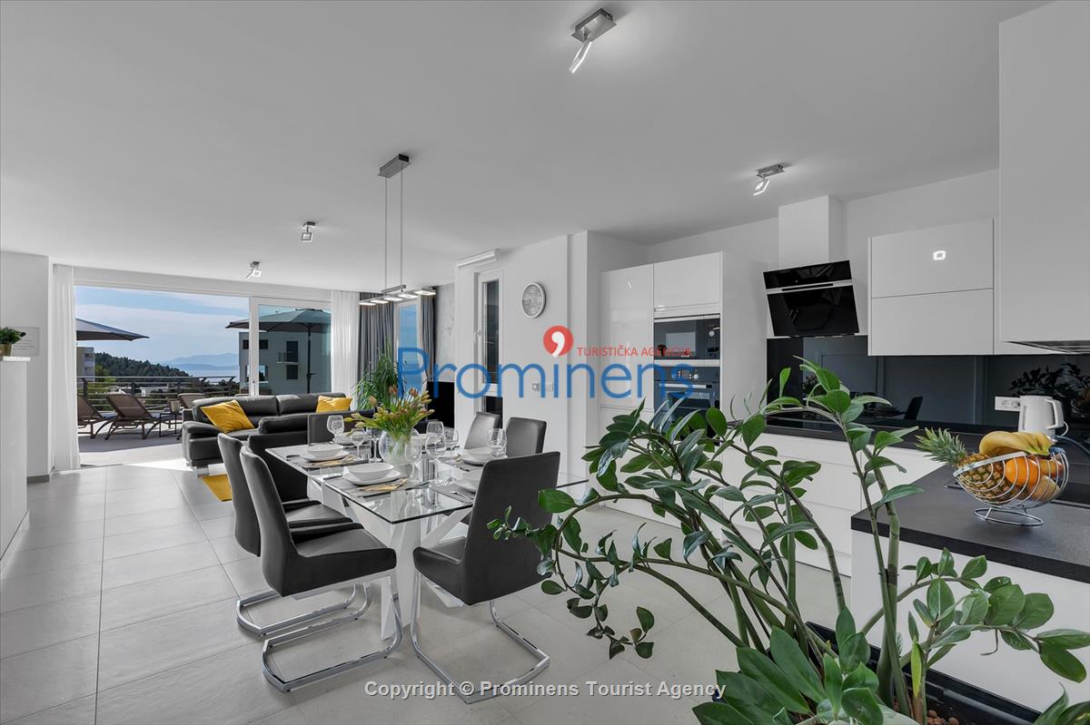 Ferienhaus Villa Oscar in Makarska mit beheiztem Pool, Whirlpool, Terrasse und Meerblick- ruhiger Familienurlaub