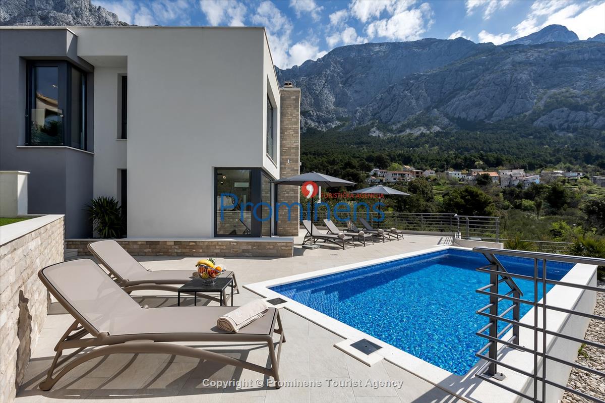 Ferienhaus Villa Oscar in Makarska mit beheiztem Pool, Whirlpool, Terrasse und Meerblick- ruhiger Familienurlaub