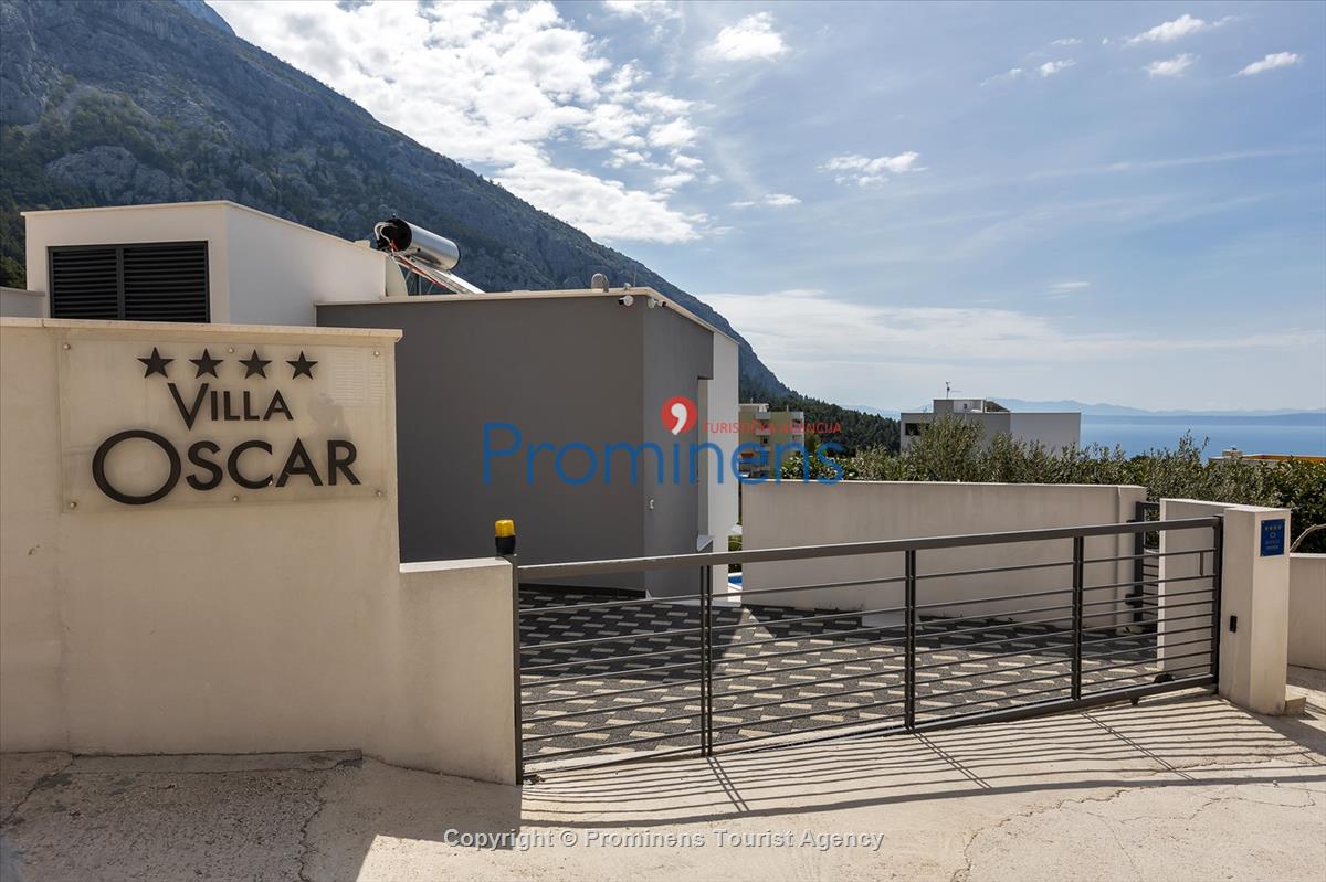Ferienhaus Villa Oscar in Makarska mit beheiztem Pool, Whirlpool, Terrasse und Meerblick- ruhiger Familienurlaub