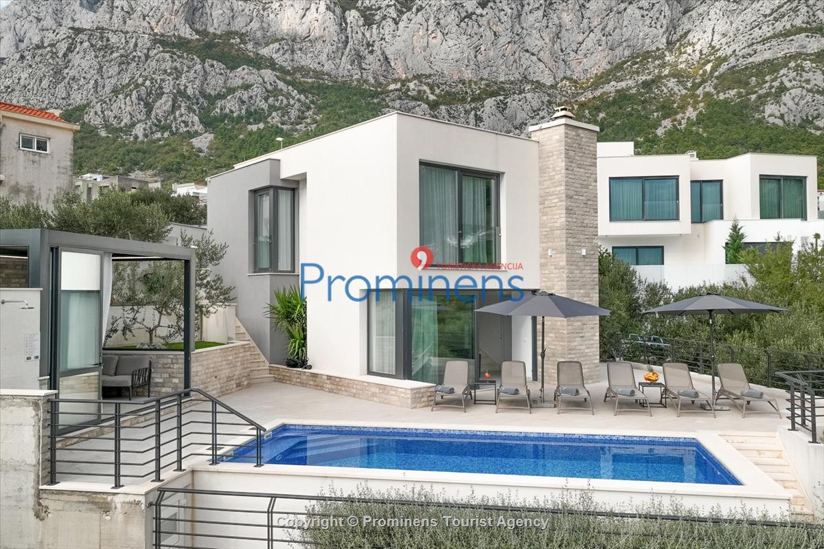 Ferienhaus Villa Oscar in Makarska mit beheiztem Pool, Whirlpool, Terrasse und Meerblick- ruhiger Familienurlaub