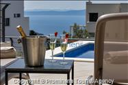 Ferienhaus Villa Oscar in Makarska mit beheiztem Pool, Whirlpool, Terrasse und Meerblick- ruhiger Familienurlaub